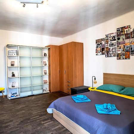 Leitmotiv Ospitality House Villa Бари Екстериор снимка
