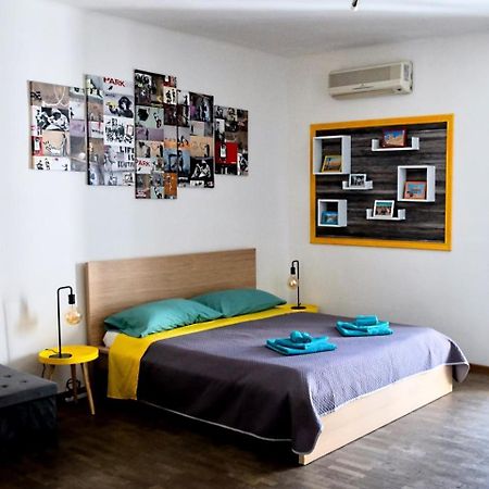 Leitmotiv Ospitality House Villa Бари Екстериор снимка