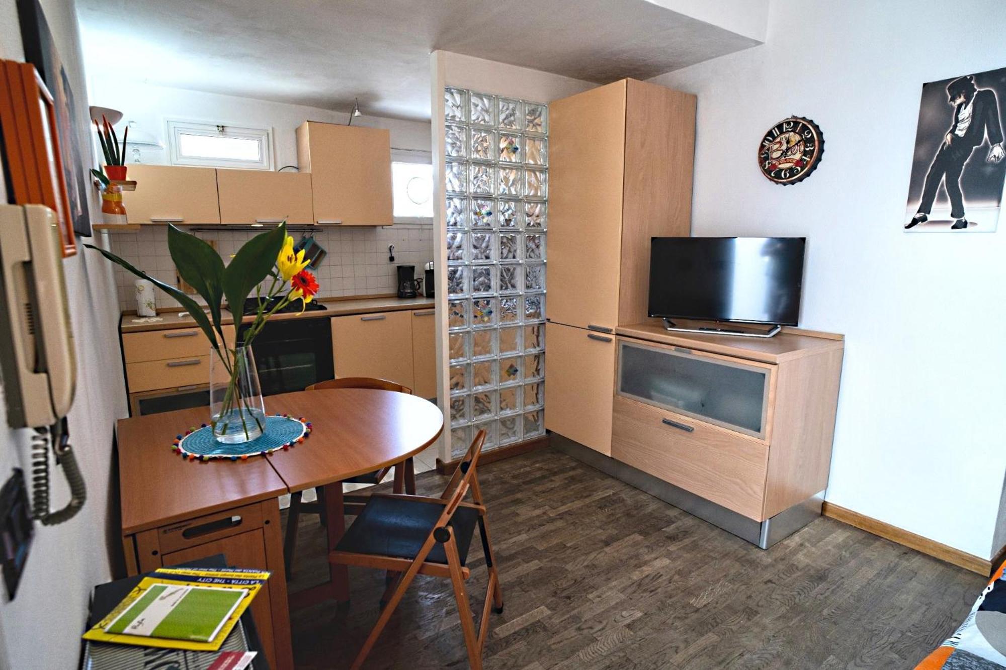 Leitmotiv Ospitality House Villa Бари Екстериор снимка