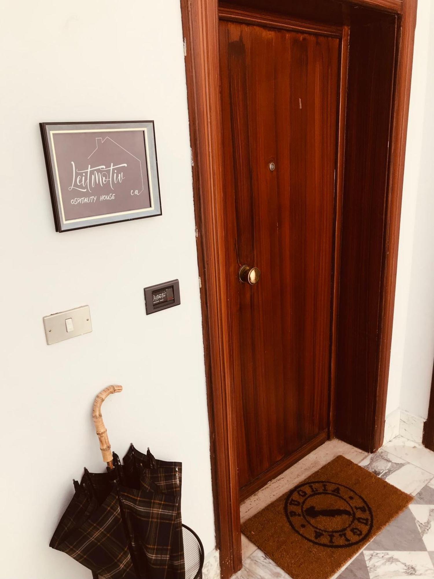 Leitmotiv Ospitality House Villa Бари Екстериор снимка